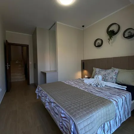 Luxury Duplex In Front Of The Sea Apartment